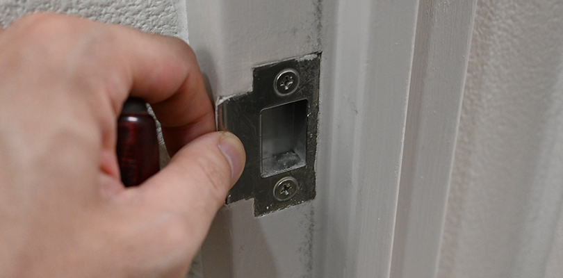 ストライクの位置を指で調整する